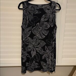 Sympli Black and White Leaf Pattern  top tunic or Mini Dress